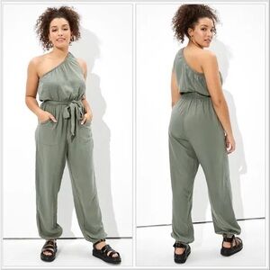 American Eagle One Shoulder Green Khaki Jumpsuit size small in green